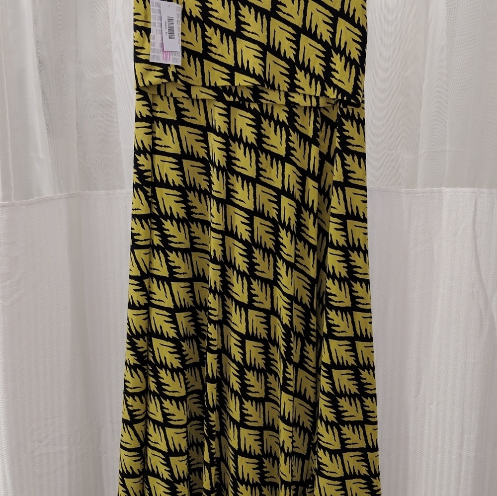SALE buy2get1 FREE!! Bnwt M Lularoe maxi skirt